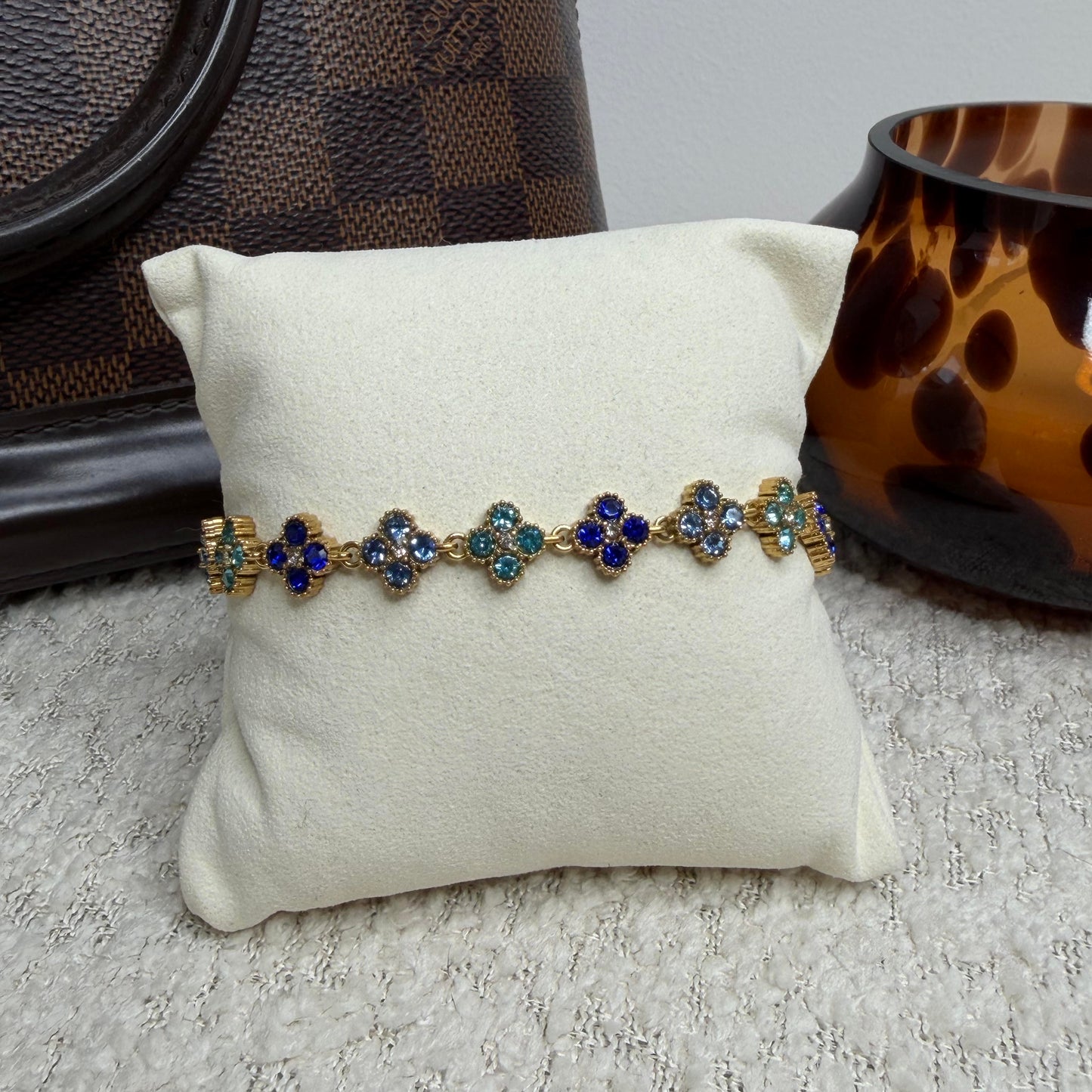 Bracelet trèfles en acier inoxydable bleu et doré Maison Bellano
