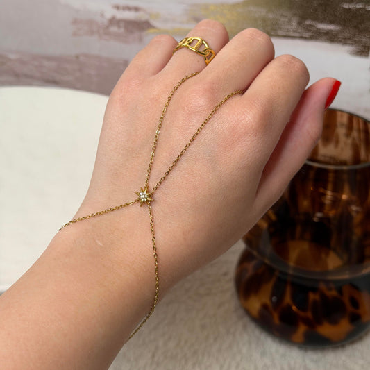 Chaine de main ajustable avec étoile en acier inoxydable et zircons doré Maison Bellano